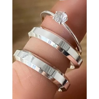 1 Par De Kit Aliança Conjunto de 2 alianças 1 Anel Solitário Chanfrada Fina 4mm  Aço Inoxidável Prateada COM CAIXINHA