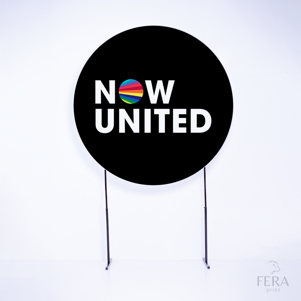 Painel Decorativo para Festa 1,80x1,80 metros Vesti Fácil com Elástico Now United - Fera Print