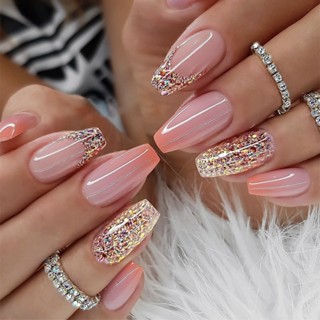 24 Peças unhas posticas decoradas quadradas realista curta médio com cola