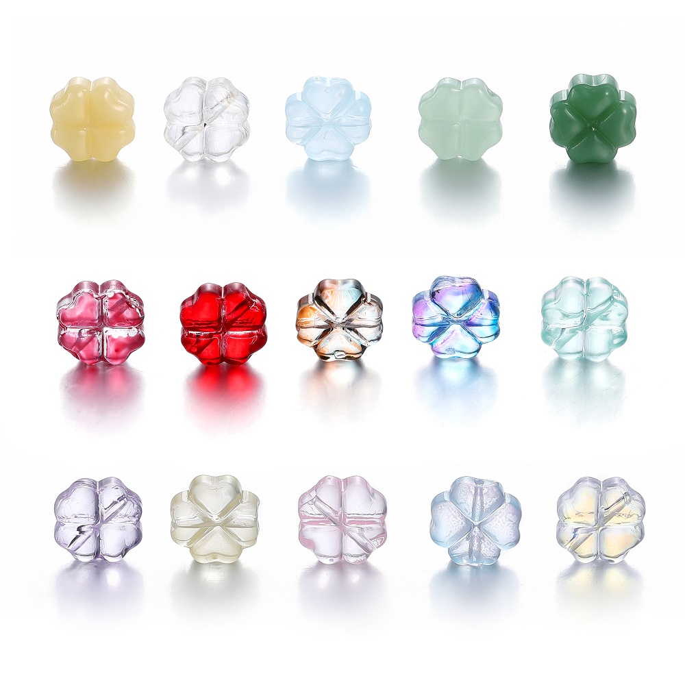 St. kunkka 10pcs / 20Pcs 10.5mm Contas de vidro de trevo de quatro folhas Pingente de contas de vidro de trevo colorido para jóias de bricolage Colar pulseira