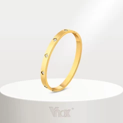 Vnox 18K Gold Plated Love Cubic Zirconia Bangle Crystal Bracelet , Festa De Casamento Natal Dia Dos Namorados Presentes De Aniversário Para Sua Namorada Irmã Filha