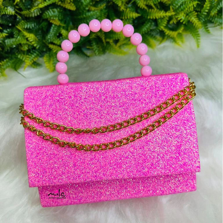 Bolsa infantil blogueirinha com alça de perola e corrente /ENVIO IMEDIATO