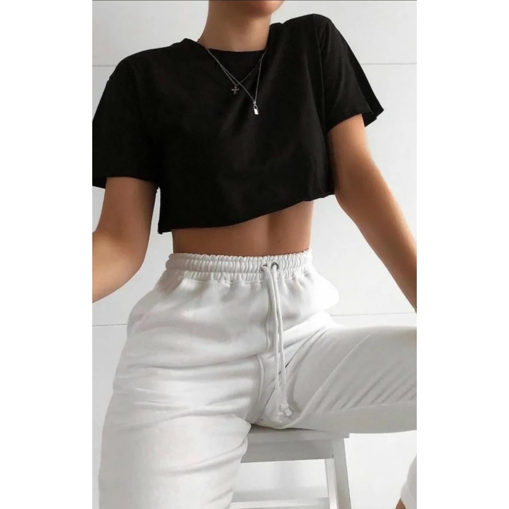 Cropped modelo novo manga curta estilo T-shirts Cropped Estilo Baby Look manga curta OFERTA.