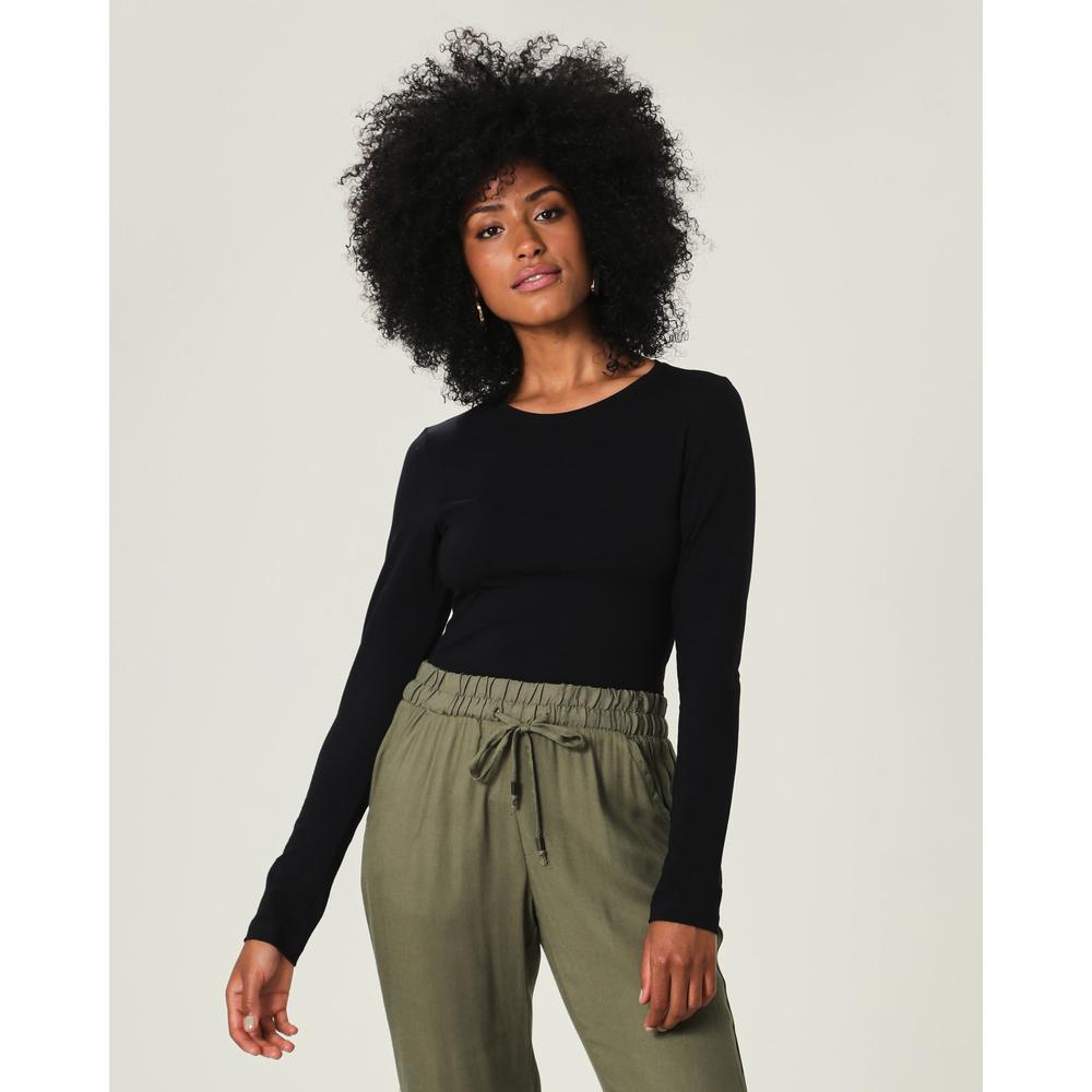 Blusa Básica Feminina Decote Redondo Em Cotton Light em Oferta na Shopee