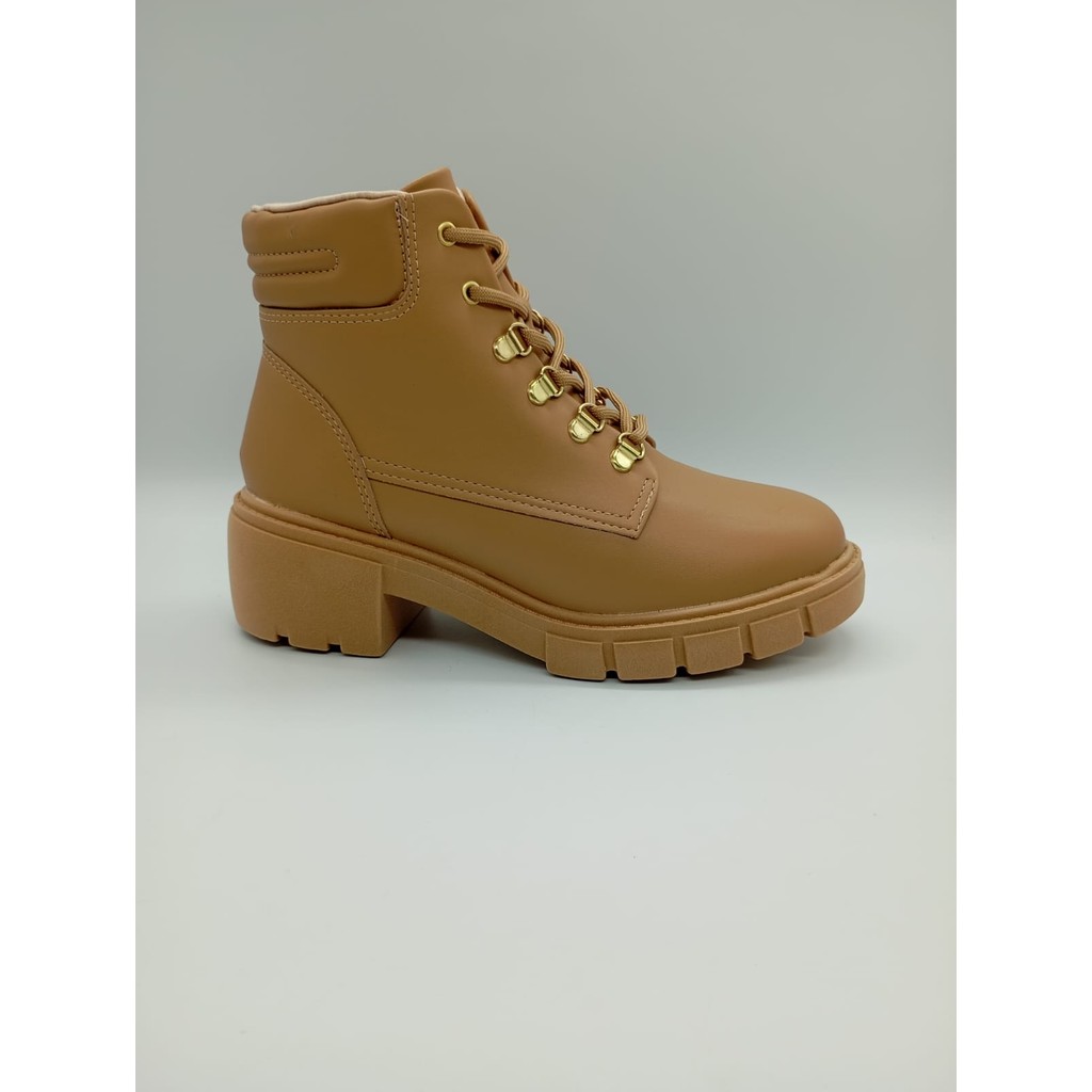 Coturno Beira Rio Feminino Tratorado Casual Confortável Cano Médio Bege