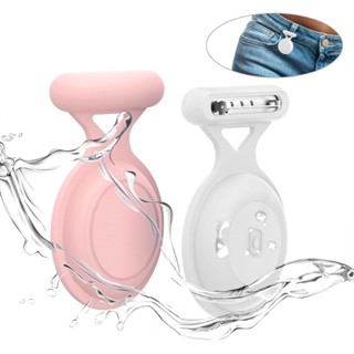 AirTag titular caso com broche Pin, caso AirTag escondido impermeável para crianças, localizador de itens, anti perdido GPS Tracker Item Finder para criança/crianças/idosos/roupas-branco rosa