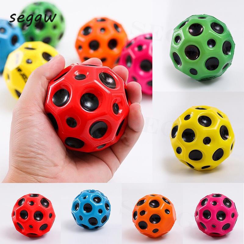 Alta Resiliência Jumping Ball 1pc Soft Jumping Balls Anti-Falling Porous Moon Shaped Kids Indoor Outdoor Toy Design Ergonômico