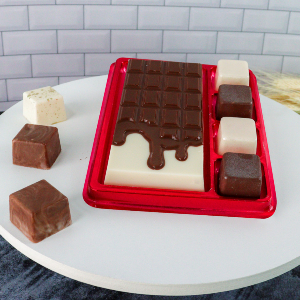 10 Caixas Para Tablete E Barra Com 4 Cavidades Bombom Quadrado Trufa Gourmet BWB em Oferta na Shopee