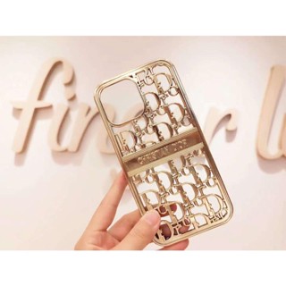 BL Dior Capa Para iPhone 14 13 12 11 Pro Max Luxury Fashion Phone Case Proteção Exclusiva Da Oca Completa Eletroplatada Soft CaseG