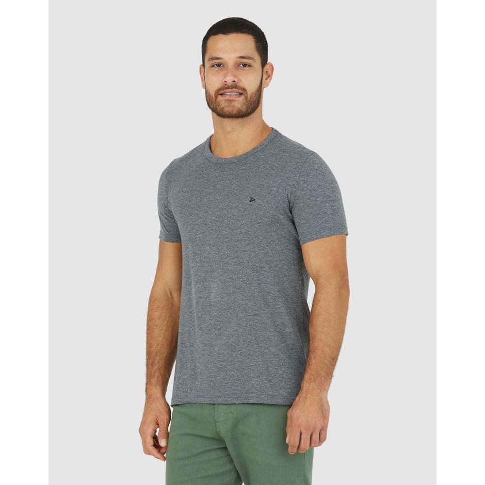 Camiseta Básica Masculina Slim Em Algodão em Oferta na Shopee