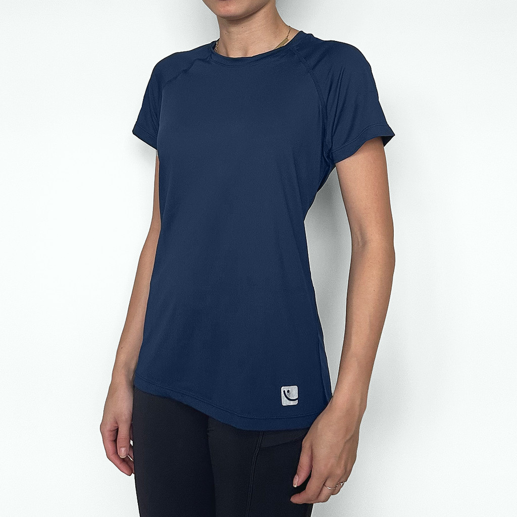 Camiseta Feminina Poliamida Esportiva UV+ Treino Academia Fitness Usee Brasil - Sports & Outdoors