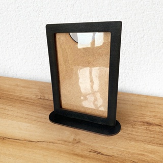 Kit 10 Porta Retrato MDF Simples P Foto 10x15 Pintado Preto C/ Plástico PET P Proteção em Oferta na Shopee