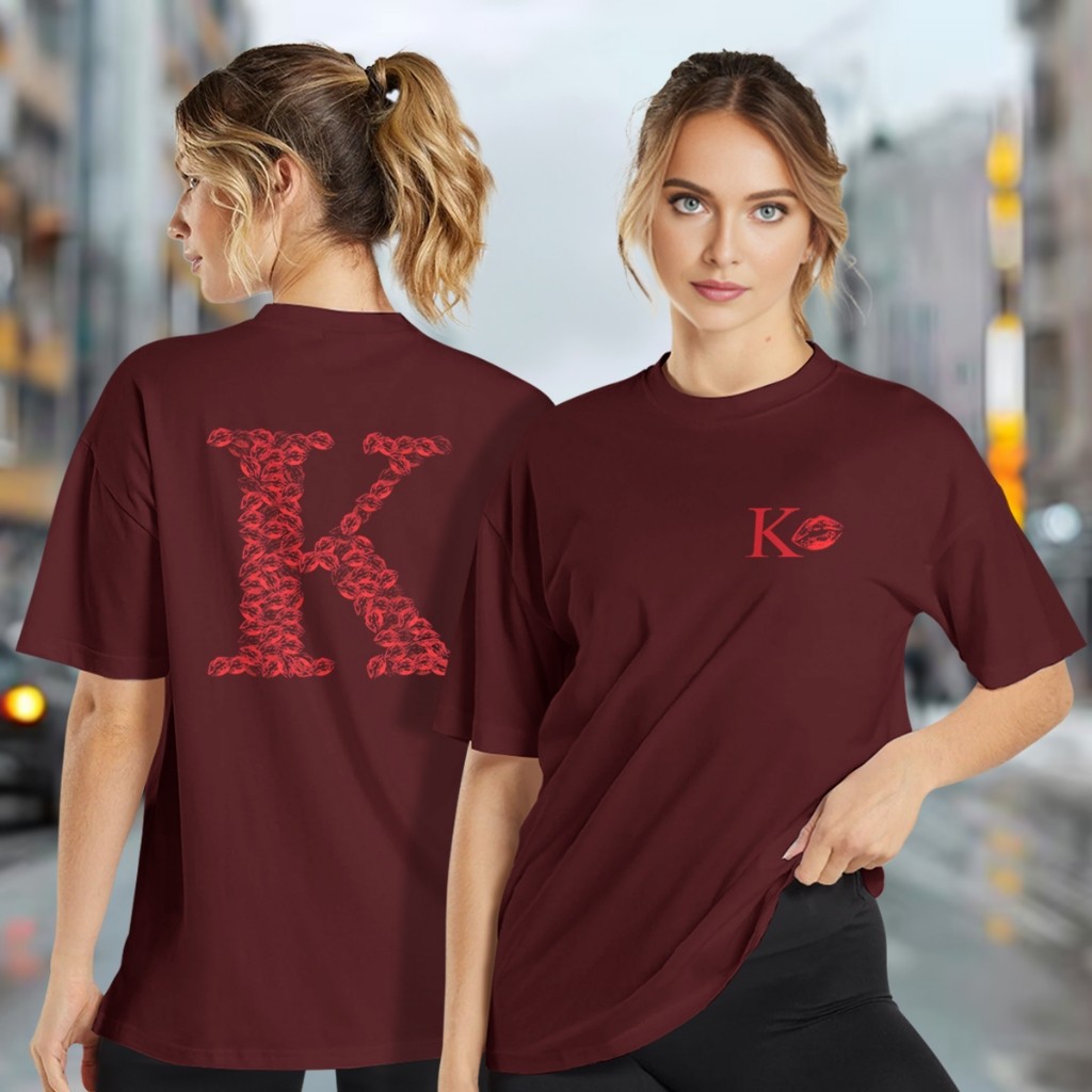 Camiseta INICIAL LETRA NOME T Shirt Camisa beijos kiss Envie no Chat Frente e Costas Várias Cores