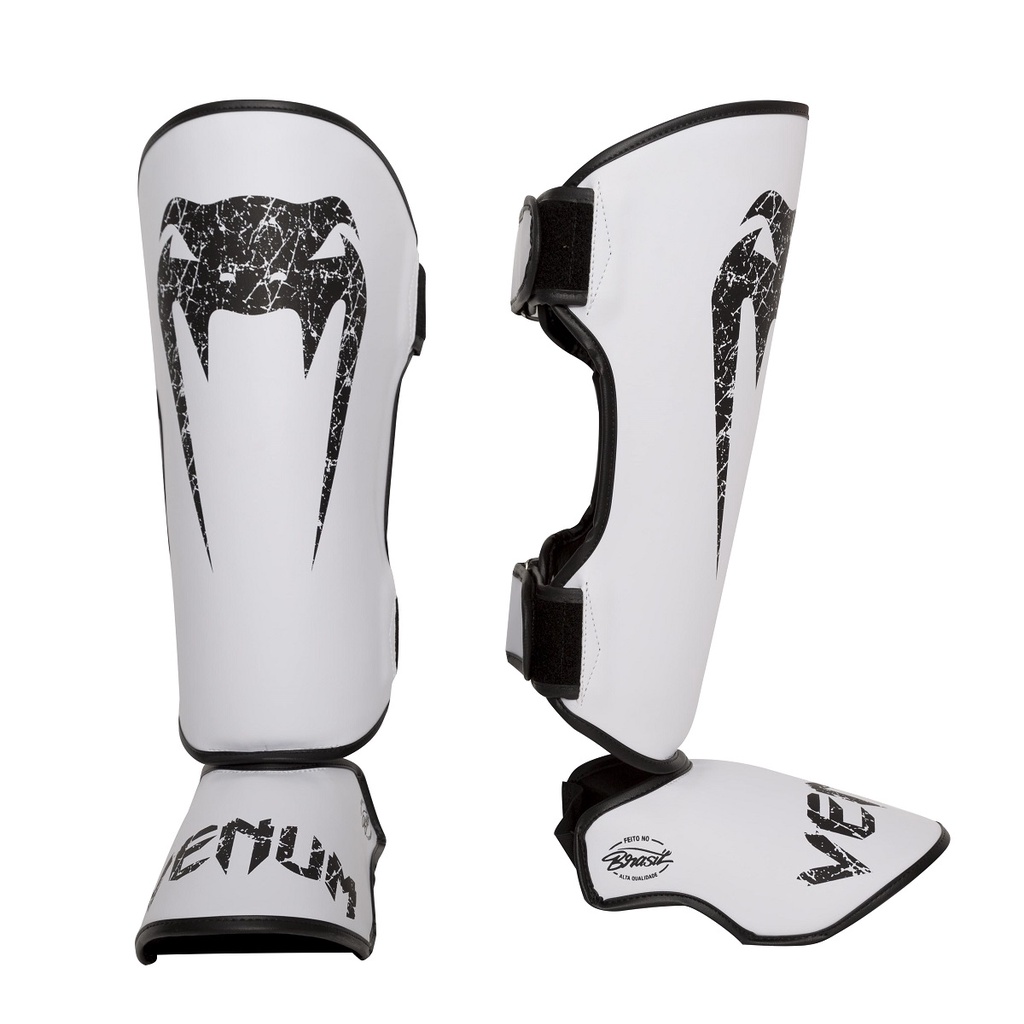 Caneleira Muay Thai Venum Giant Brasil Branco