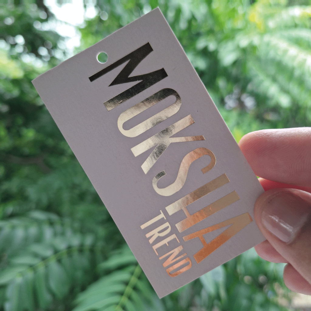 Etiquetas para Roupas Acabamento Hot Stamping Tags Impressão frente e verso personalizado