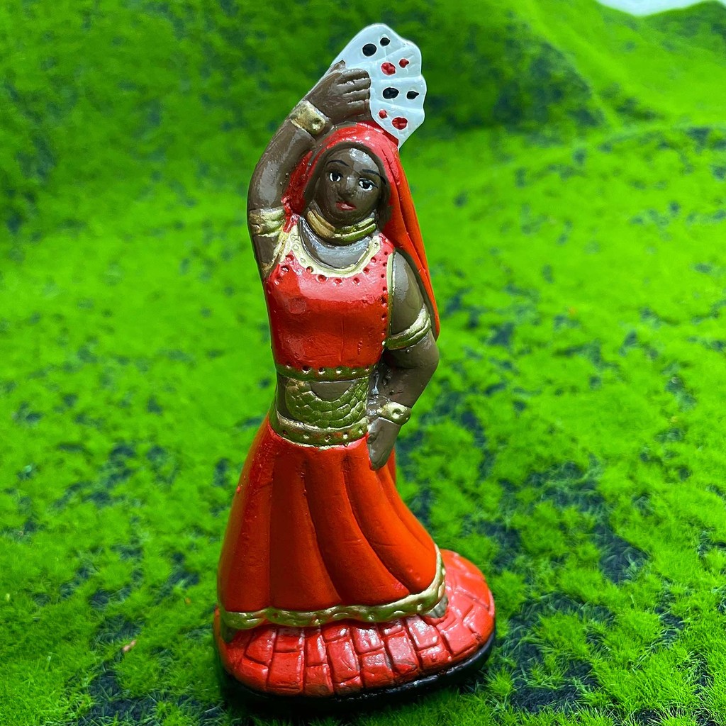 ESTATUETA CIGANA DO BARALHO 12 CM