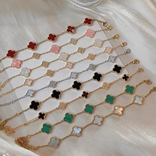 Pulseira Trevo de Quatro Folhas Dourada, Presente Feminino para Amizade