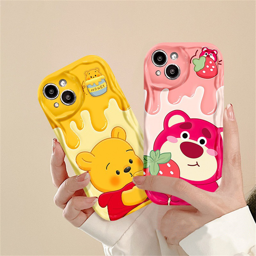 Capinha Capa Para Samsung A56 A36 A55 A54 A16 A15 A14 A05 A51 A52 A34 A35 A32 A13 A12 A04E Strawberry Bear and Winnie