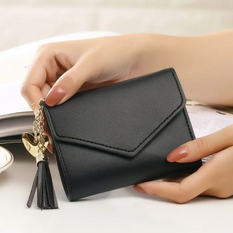 Carteira Feminina porta cartão porta dinheiro coração v promoção em Oferta na Shopee