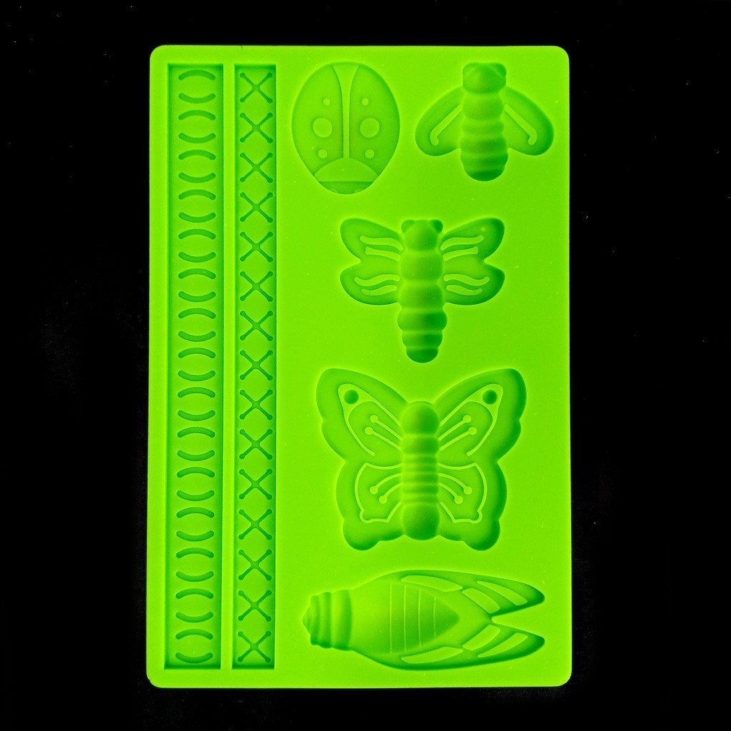 Molde de Silicone de Insetos Joaninha Abelha Borboleta Cigarra para Pasta Americana e Biscuit - Confeitaria e Artesanato - C3496.