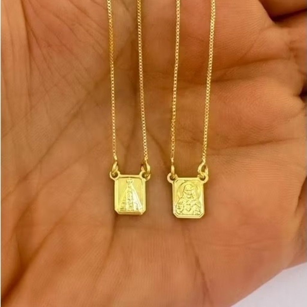 Escapulário Nossa Senhora Aparecida e Sagrado Coração de Jesus banhada a ouro 18k