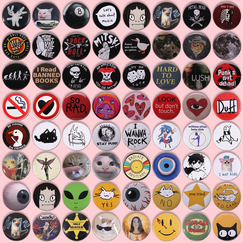 100 Estilos De Vendas A Quente Broches De Folha De Flandres Crachás De Gato Bonitos Banda De Desenho Animado Álbuns De Mochilas Acessórios