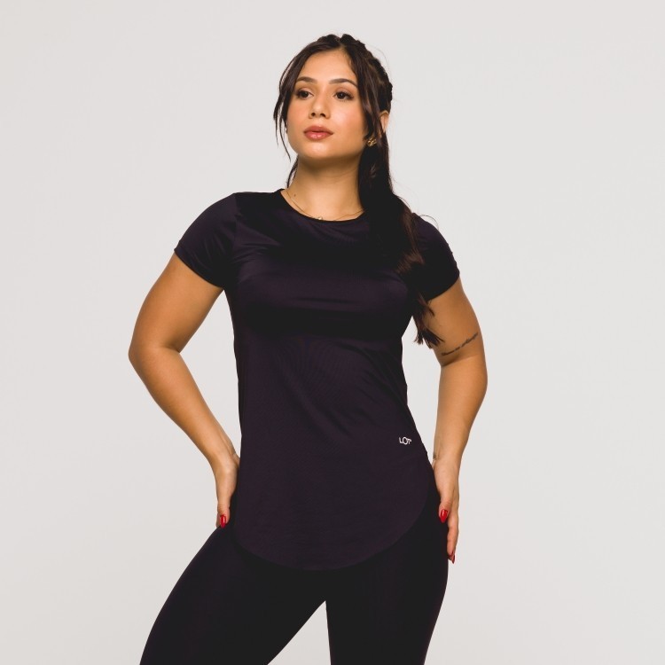 Blusa Fitness Feminina Microfibra Academia Preta Toque Gelad em Oferta na Shopee
