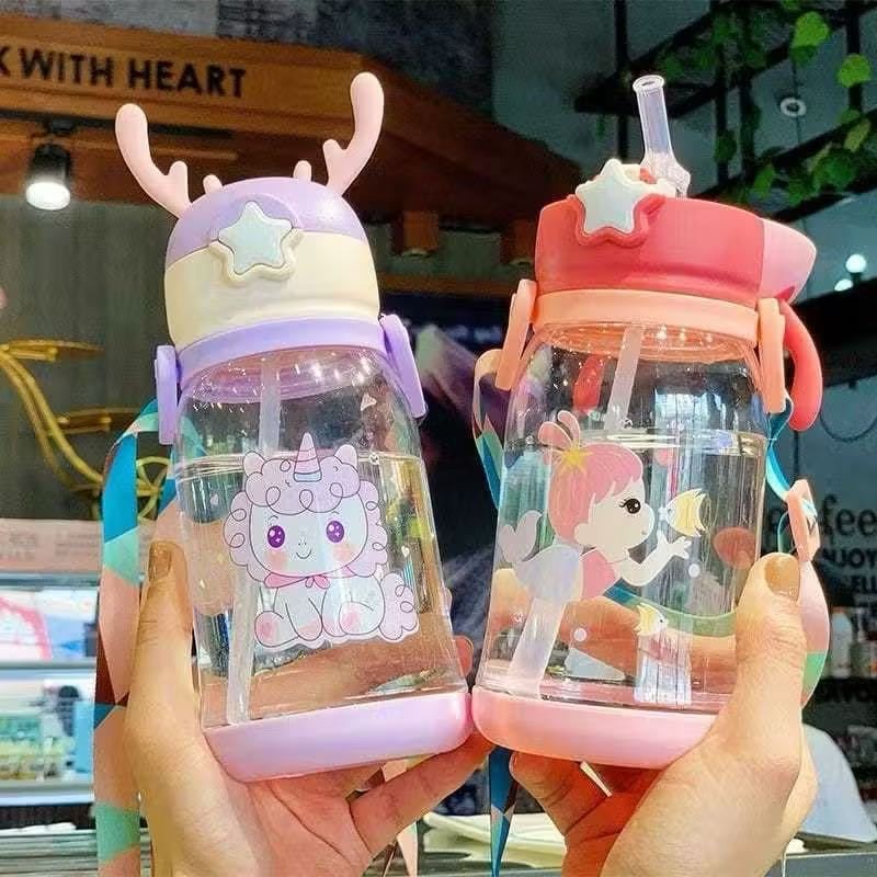 Kit 10 Garrafas Infantil Bebe com Tampa e Canudo e Alça 600ML Chifre