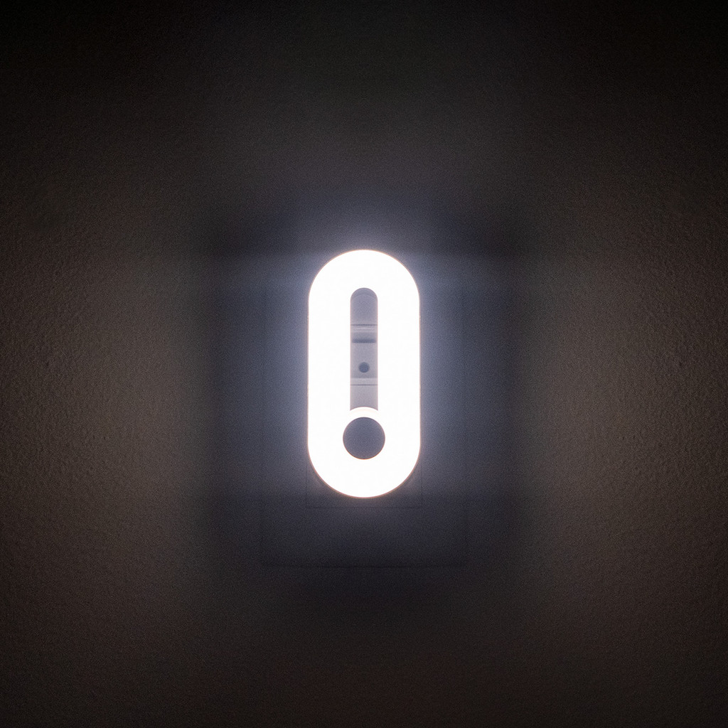 Luminária Led De Tomada Luz Noturna De Quarto Abajur Recarregável Usb Mesa Quarto Sala