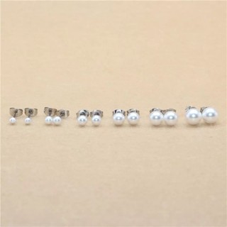 Brinco pérola com tarracha 50 pares em Oferta na Shopee