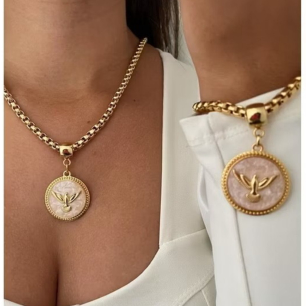 Conjunto feminino semijoia colar e pulseira pomba da paz divino Espírito Santo verniz italiano