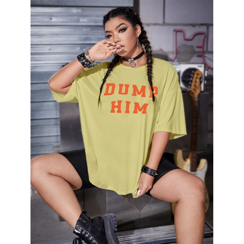 Camiseta Oversized Feminina Bordada "Dump Him" Estilo Streetwear Aesthetic Confortável E Moderna