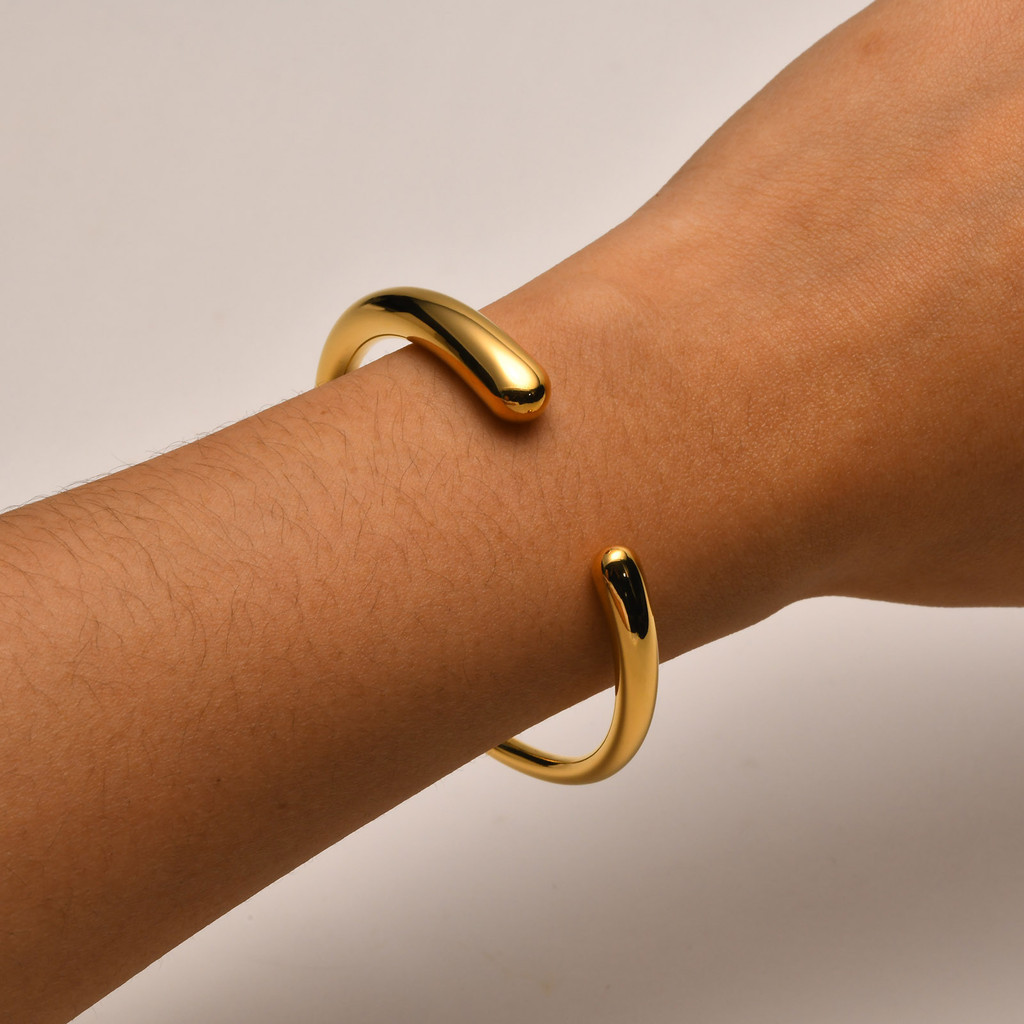 Pulseira De Abertura De Gotas De Água Assimétrica Vnox Para Menina Feminina , Ouro 18K Bangle Luxury Classics Jewelry Gift De Aço Inoxidável