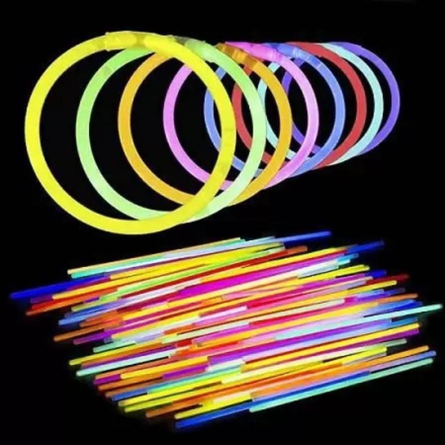 Detalhes do Kit Pulseira Neon Brilho 50/100/150/200 un Festa Balada aniversario Coloridas Brilha no Escuro
