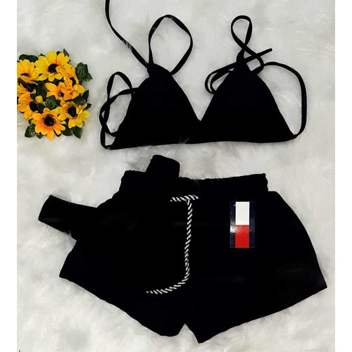 Kit Biquini Preto Asa Delta Com Bojo + Short liso