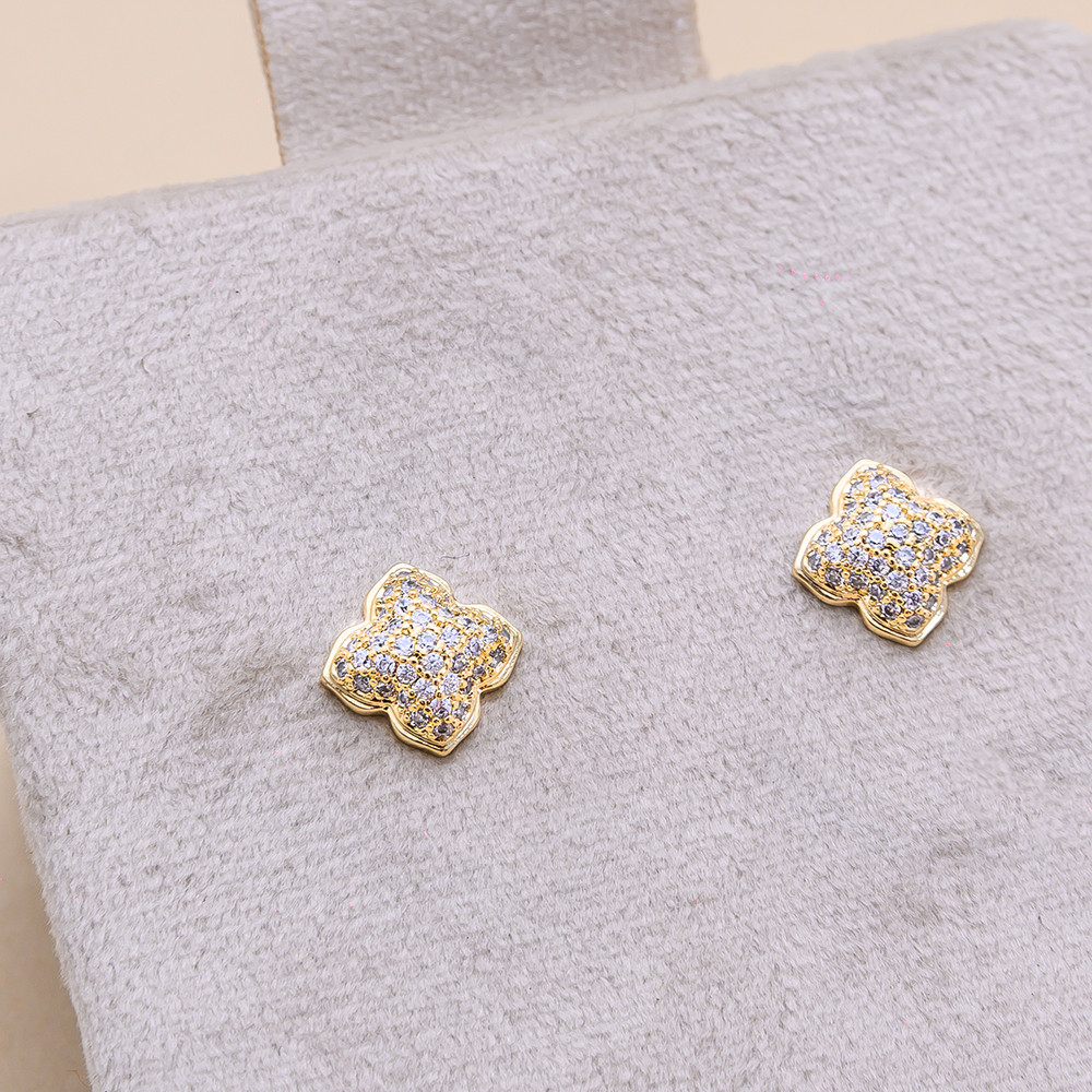Brinco Flor Cravejada com Banho em Ouro 18k em Oferta na Shopee