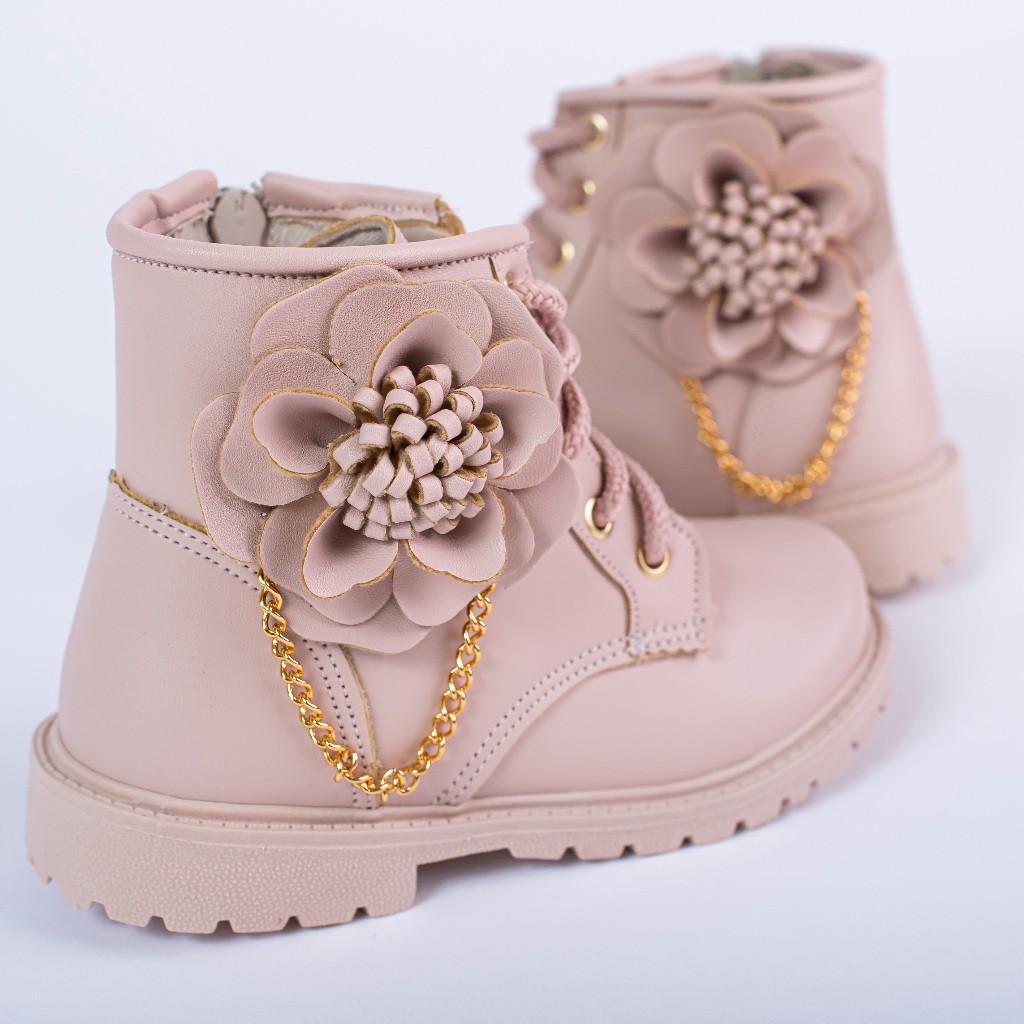 Bota Coturno Feminino Modelo FLOR  Botinha Menina estilo Blogueirinha Confortável e leve