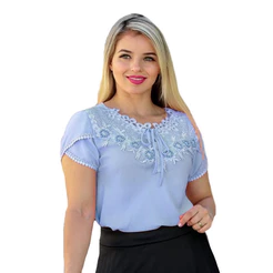 Blusa Camisa Azul Celeste Claro Manga Curta Renda Social Pérola Bolinha Crepe Moda Evangelica Laço Lacinho Romantica Congresso