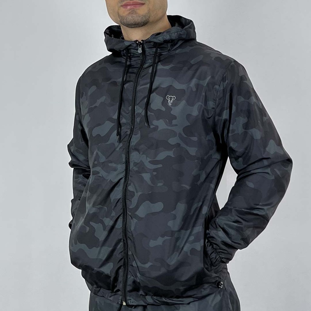Jaqueta Corta Vento Masculina Impermeável com Capuz e Forro Interno - Estampada Camuflada Escura