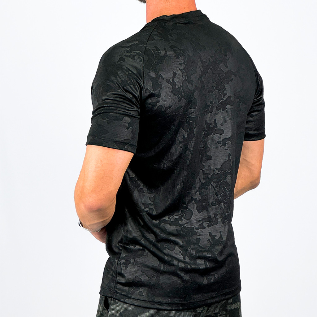 Camiseta Masculina Dry com Proteção UV Treino e Academia Slim Fit Justa no Corpo