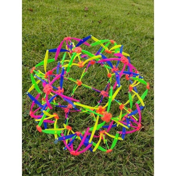 Brinquedo Bola Maluca Mágica Expansível Retrátil Abre e Ao Jogar Fecha Anti Stress Fidget Toy em Oferta na Shopee