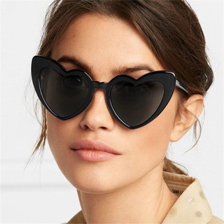 OCULOS FORMATO CORACAO / LENTE PRETA em Oferta na Shopee