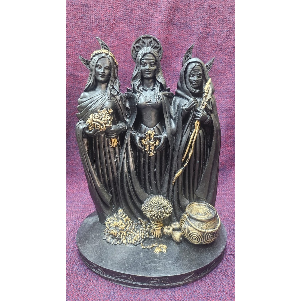 Estatua Escultura Hecate Deusa Mãe Wicca 26cm BC17