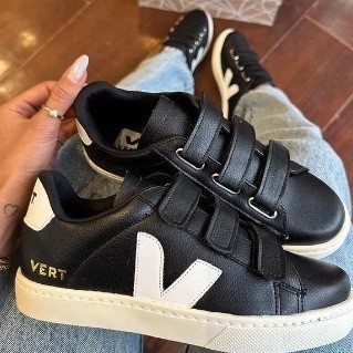 Tênis Vert Casul Com Velcro Feminino e Masculino