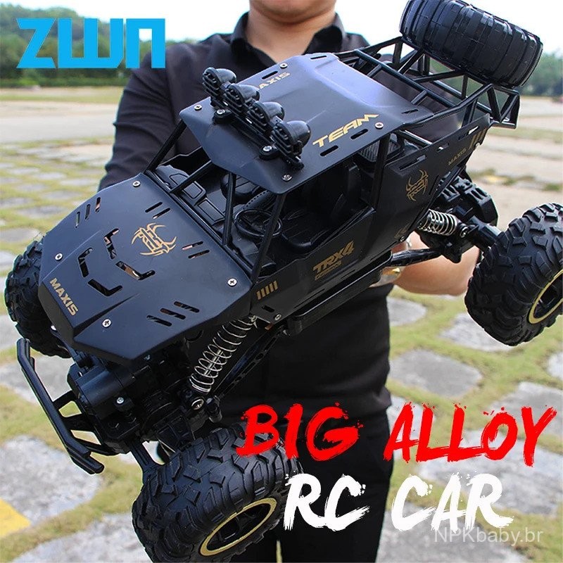 1:12 / 1:16 4WD Carro De Controle Remoto Com Luzes Led 2.4G Rádio RC Carros Off-Road 4x4 Controle Caminhões Brinquedos P