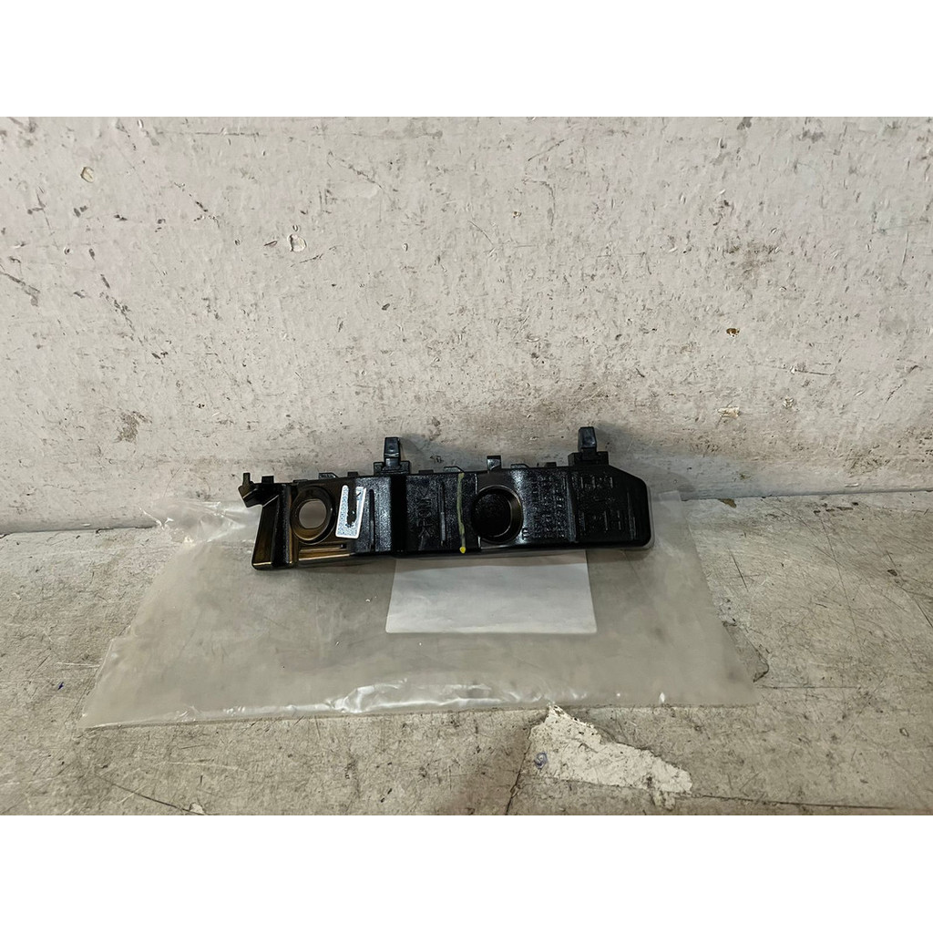 Guia para choque dianteiro Kia Cerato 2008 A 2013 LD