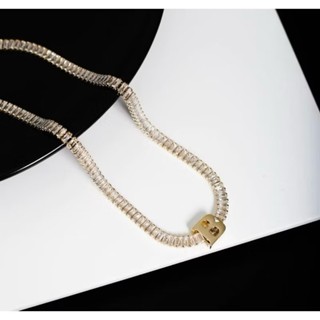 Choker riviera baguete com letra/inicial em Oferta na Shopee