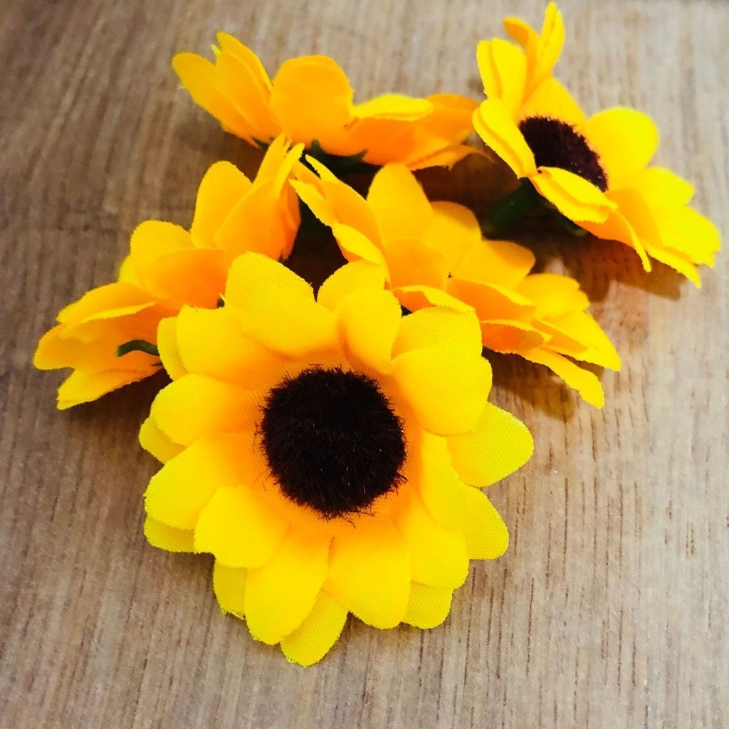 Flor De Mini Girassol Artificial Pacote Com 100 Flores em Oferta na Shopee