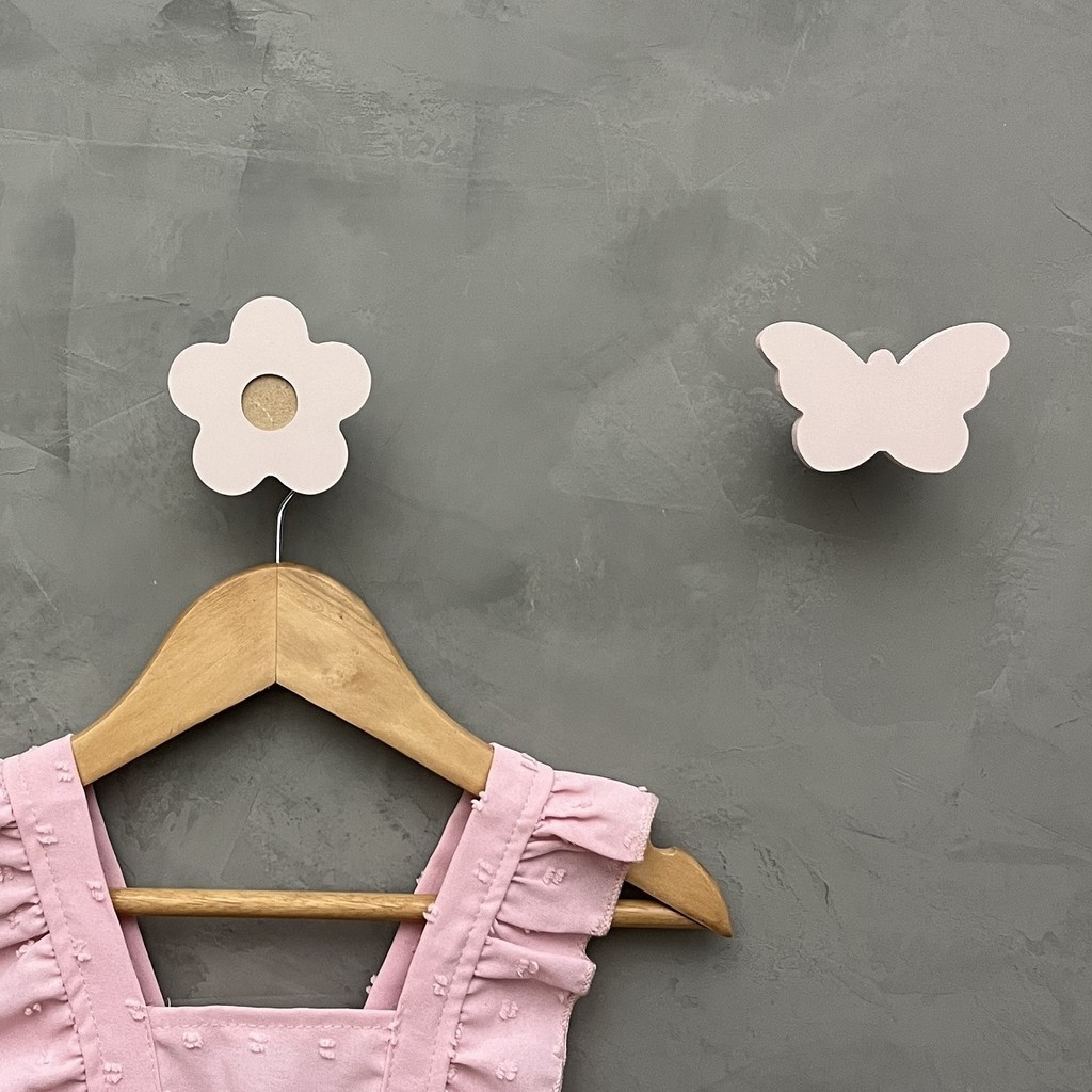 2 Ganchos parede infantil menina borboleta flor rosa adnet em Oferta na Shopee