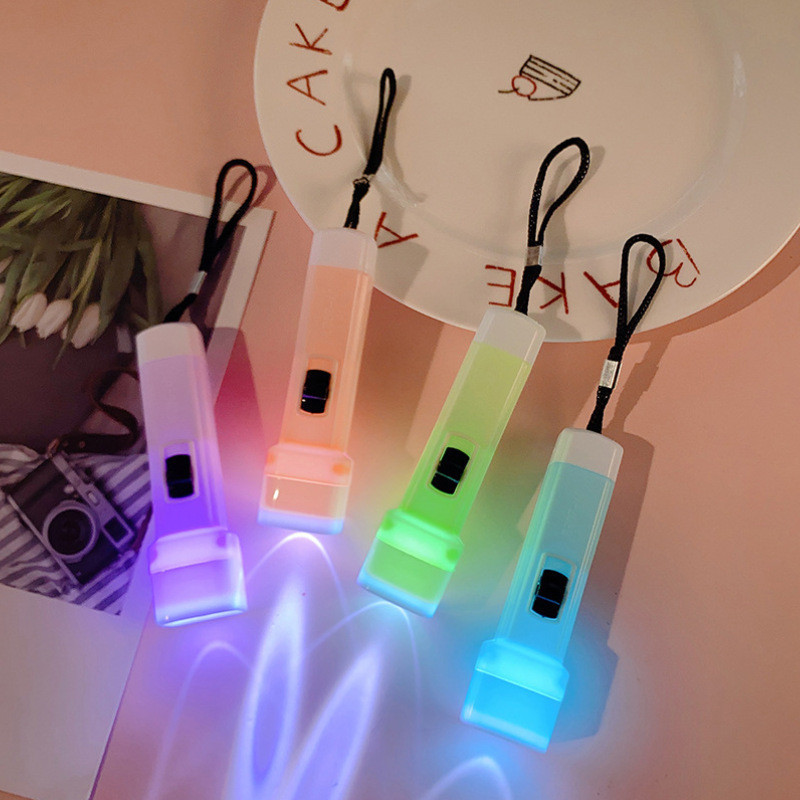 Macaron Lanterna Pequena Cor Mini Iluminação LED Luminosa Pequeno Brinquedo Luminoso em Oferta na Shopee